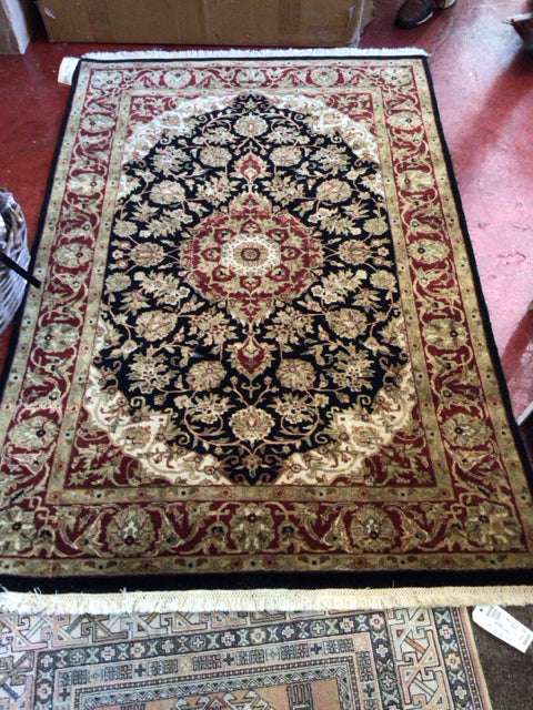 Oriental Wool Red/Black Rug