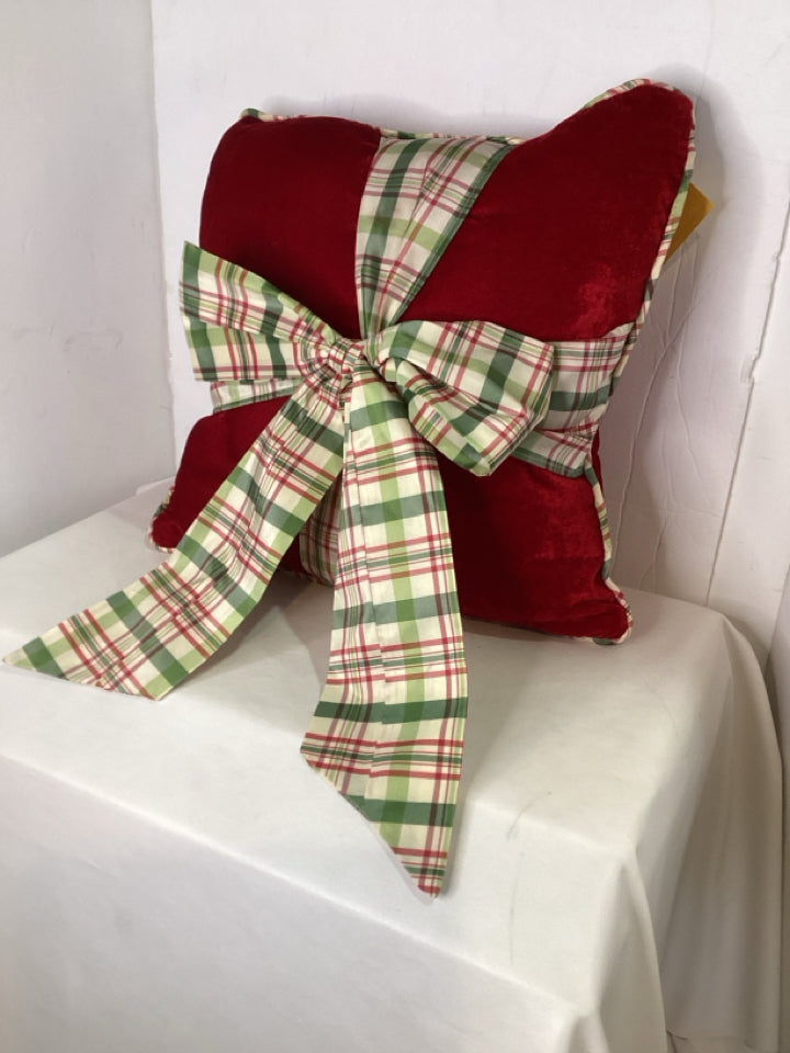 Pillow Red Velvet Plaid Holiday Item