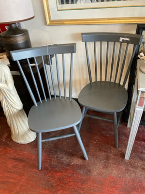 Havenly Pair Painted Spindle Back Gray Chair Set 4CHMAJ2P