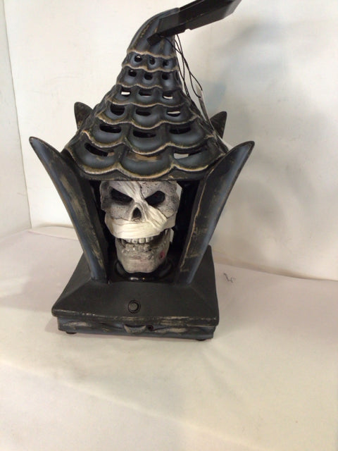 Halloween Black Plastic Skull Lantern