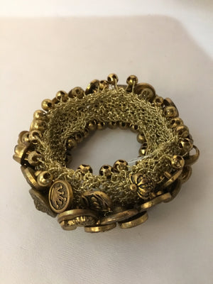 Gold/Copper Buttons Bracelet