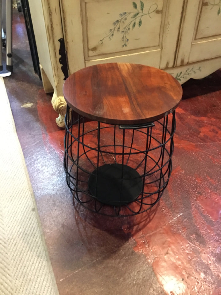 Industrial Wood/Metal End/Side Brown/black Table