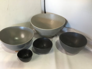 Crate & Barrel Nesting Grey Porcelain Rounded Set of 5 Bowl