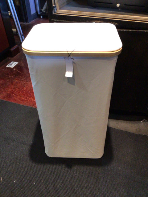 Cream Canvas Hamper