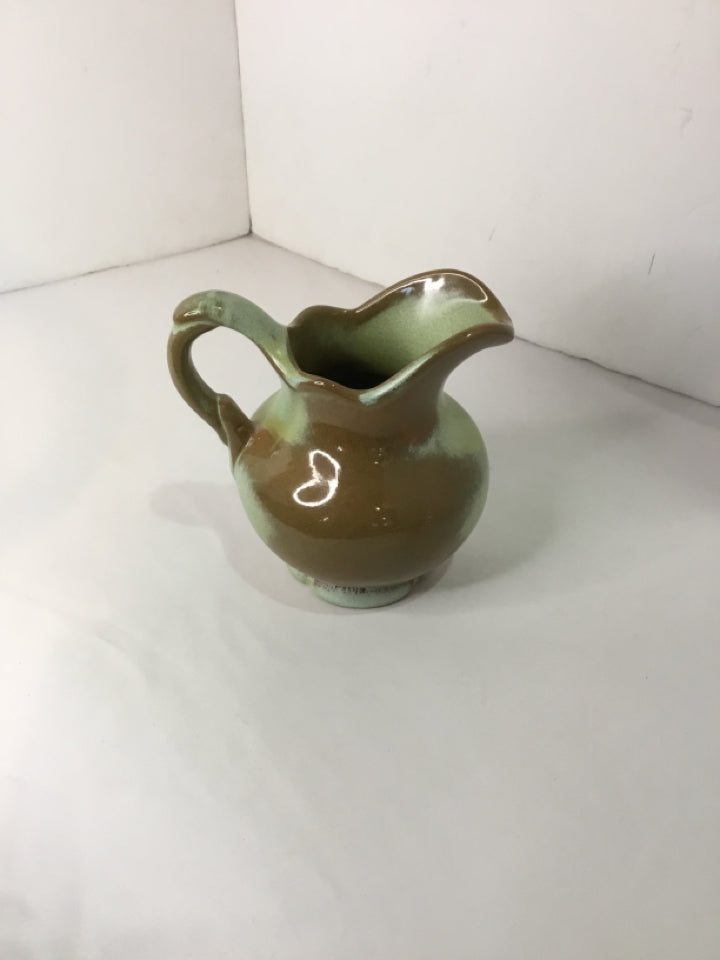 FRANKOMA Green Pottery Leaf Pitcher