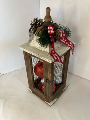 Brown/Red Wood Lantern Ornaments Holiday Item