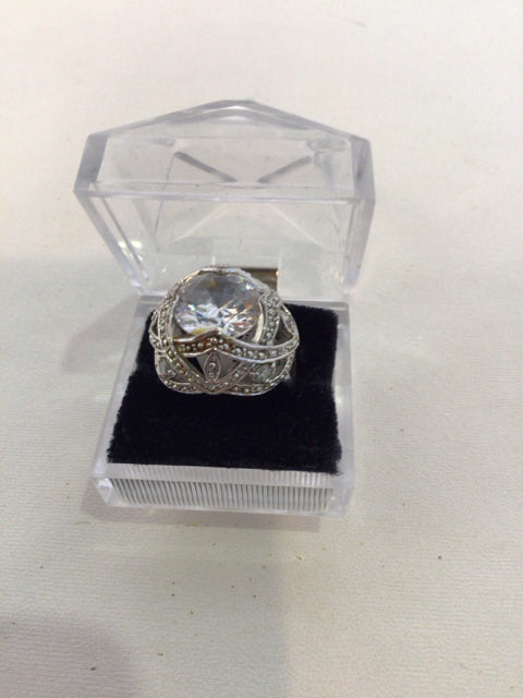 White Rhinestone Ring