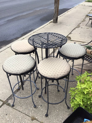 Bistro Metal Outdoor/Outside 5 Piece Set Gray Table & Chairs