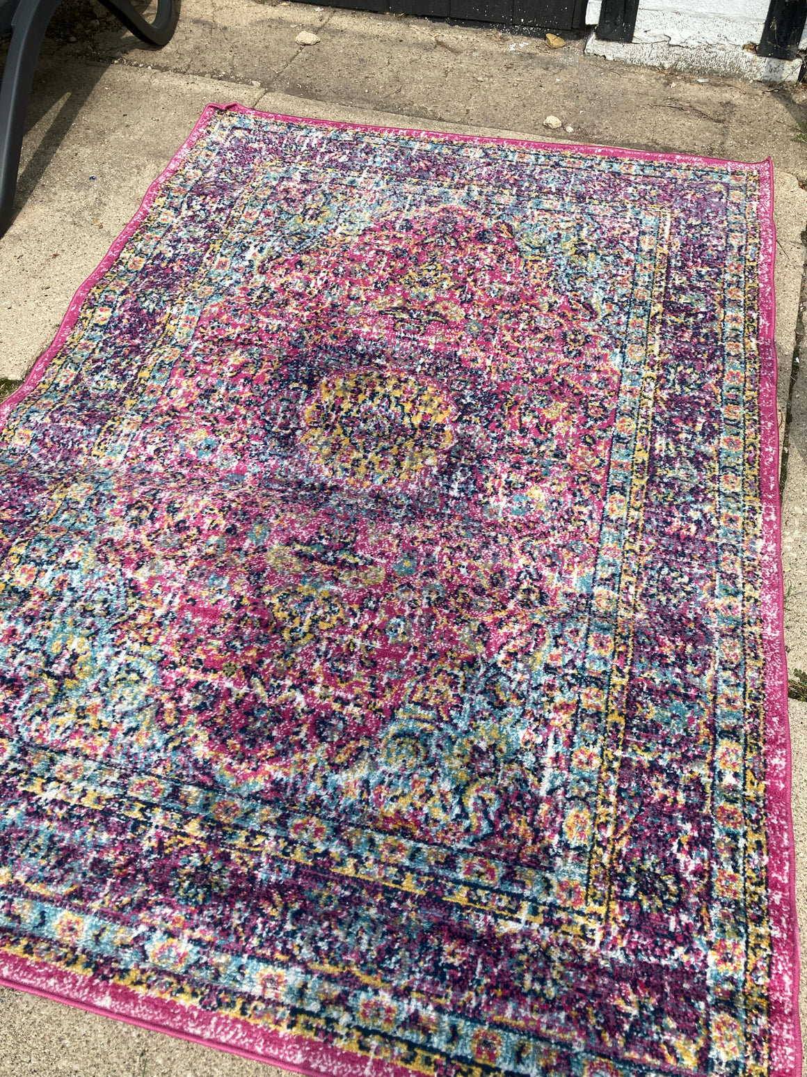 Safavieh Bohemian Polypropelyne Pink Rug