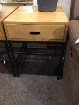 Butler End Wood/Iron 1 drawer Black/Tan Table
