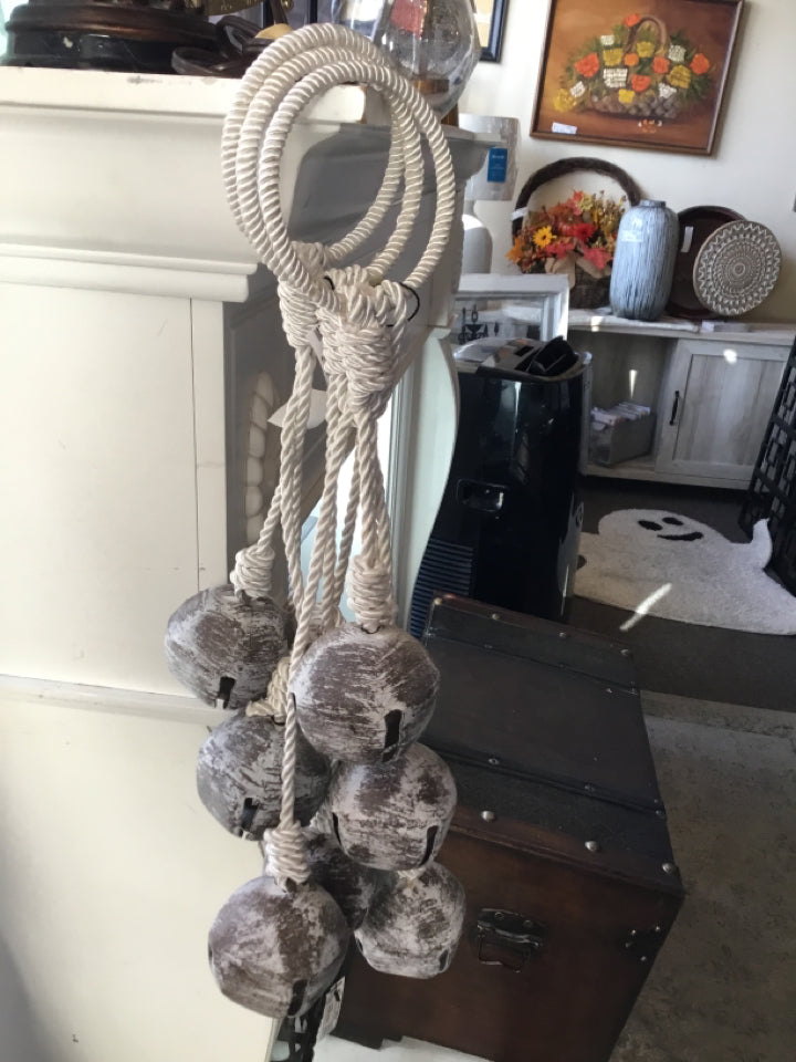 Set of 3 White Bells Holiday Item