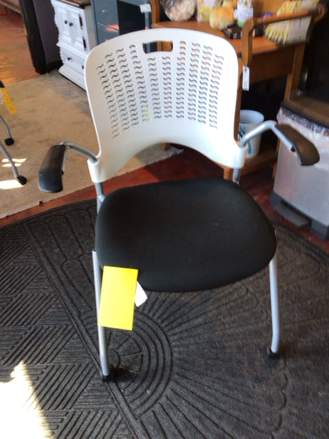 Office Plastic Rolling White/Black Chair