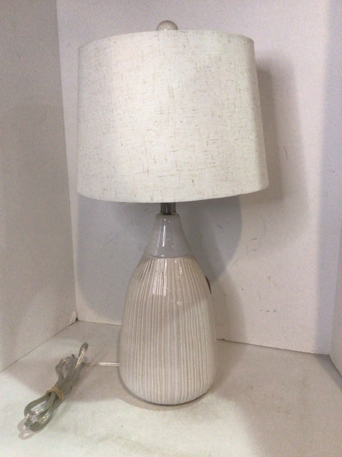 White Ceramic Ribbed Lamp