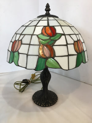 Vintage White/Red Stained Glass Floral Lamp