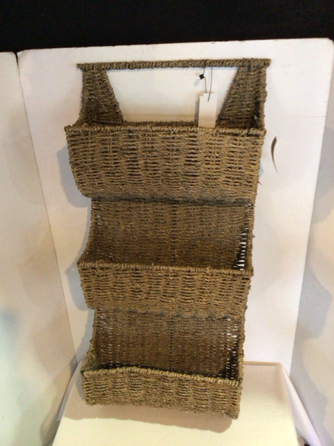 Wall Pocket Natural Seagrass Tiered Basket
