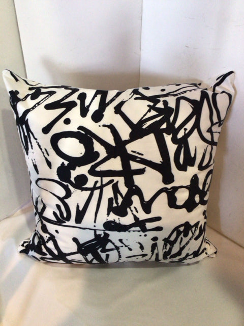Black/White Cotton Pillow