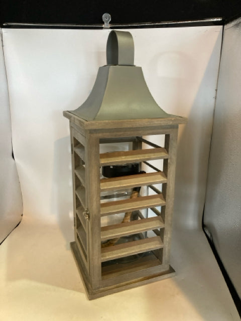 Hanging Gray/Tan Wood Jar Lantern