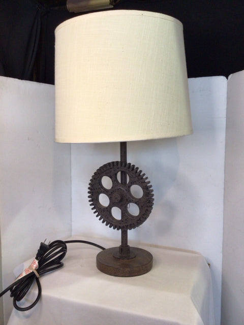 Industrial Brown Metal Gear Lamp