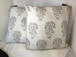 Lacourte Pair White/Gray Cotton Flowers Pillow Set