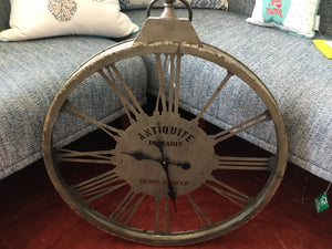 Vintage Wall Gray Metal Clock