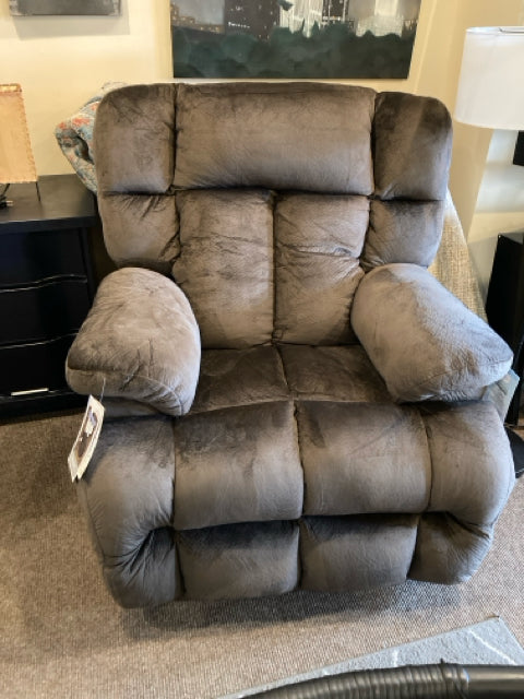 Bison Commerce LLC Recliner Velour Oversized Brown Chair 2U9QYYNW