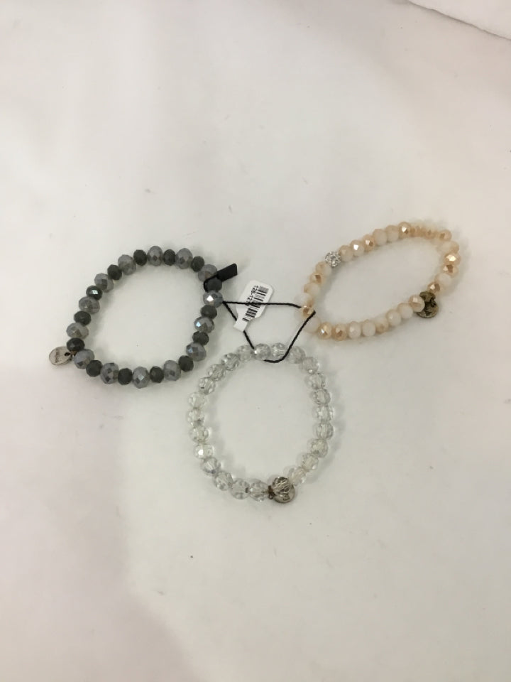 Erimish Beaded Green Set of 3 Bracelet