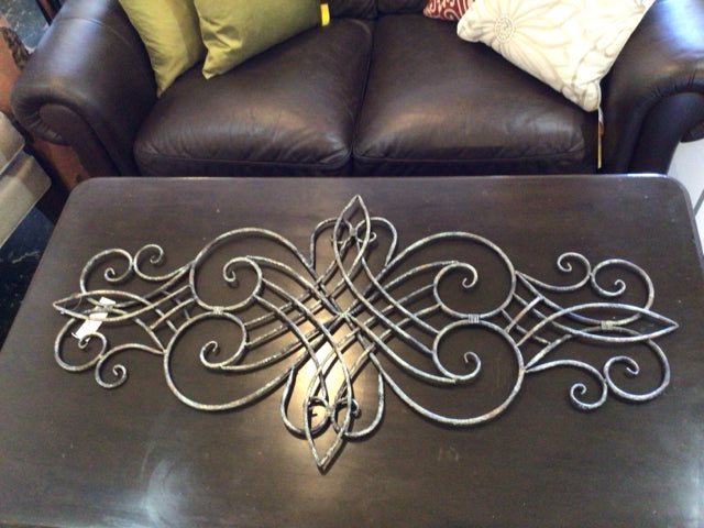 Metal Scroll Gray Wall Decoration Art