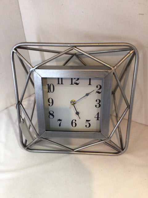 Table Top Silver Battery Operated Clock