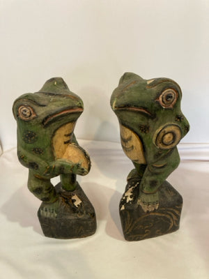 Garden Green Wood Frog Pair Statue