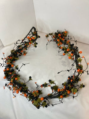 Garland Black/Orange Berries Holiday Item
