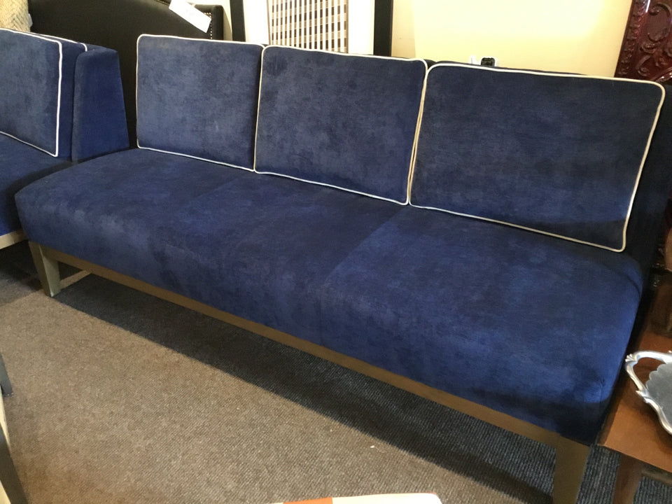 Kimball Polyester Blue/White Sofa