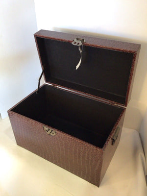 Trunk Vinyl Wine Box