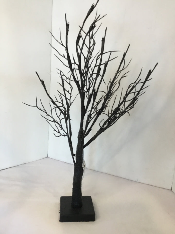 Halloween Black/Purple Wood Tree Light up Holiday Item