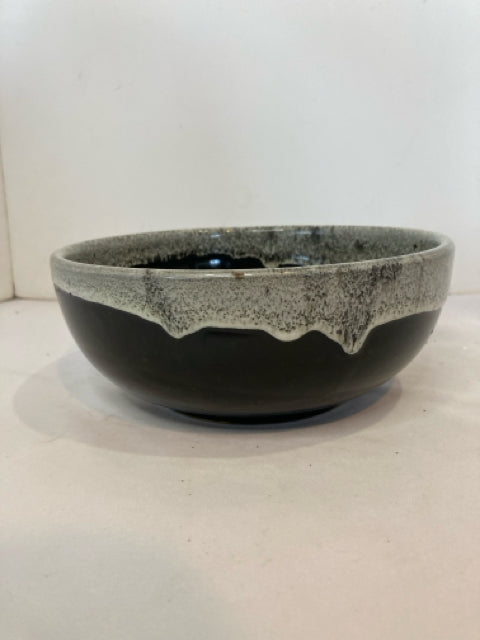 Vintage Drip Black/Gray Ceramic Bowl