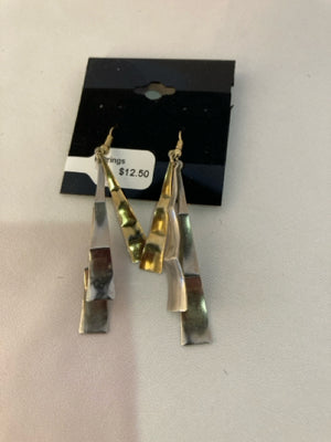 Metal Silver/Gold Earrings