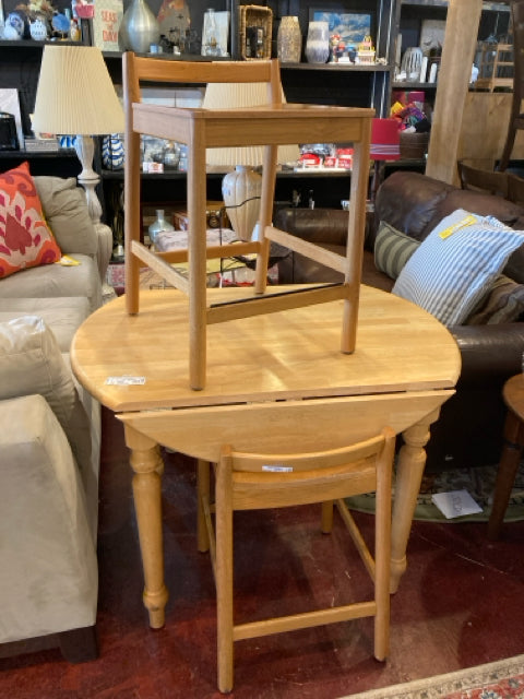 Kitchen 2 Chairs Light Wood Table & Chairs