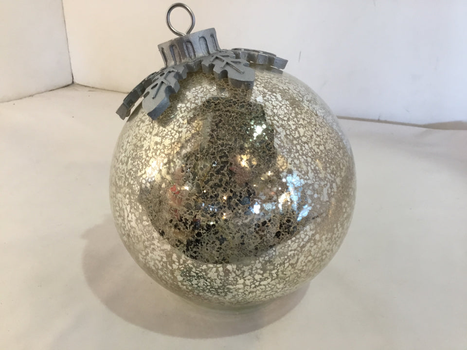 Battery Operated Silver Ornament Holiday Item