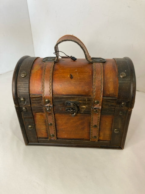Vintage Mini Trunk Wood Brown Trunk