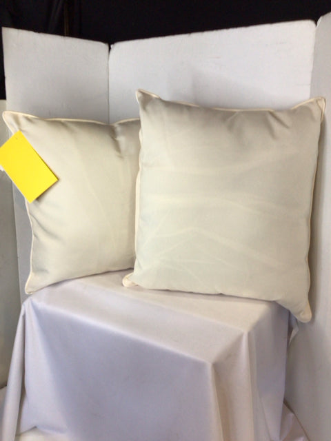 Outdoor/Outside Cream Pair Pillow Set