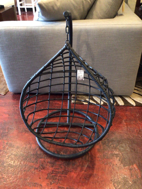 Pet Metal Egg Swinging Chair