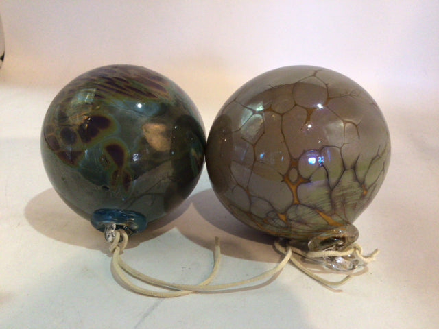 Decorative Blue/Brown Glass Pair Ornament