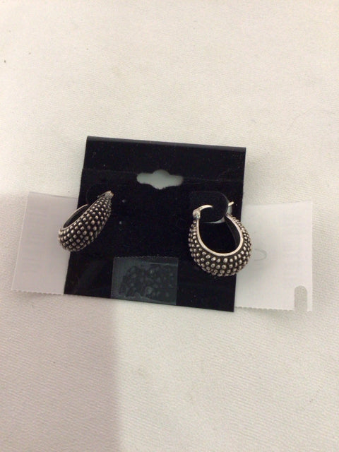 Silver/Black Earrings