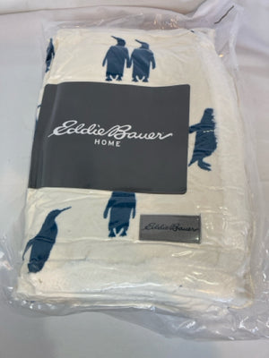 Eddie Bauer Blue/White Polyester Penguin Throw