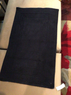 Restoration Hrd. Throw Cotton Black Rug