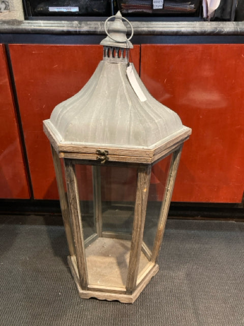 Gray Metal/Glass Lantern