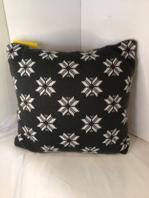 Gray/White Cotton Knit Holiday Item