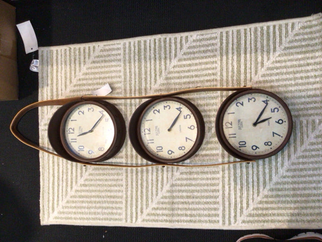 3 Part Brown Metal Hanging Clock