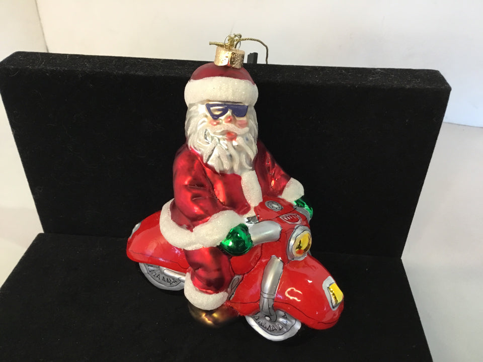 Vintage Christmas Red/white Glass Ornaments Santa Holiday Item