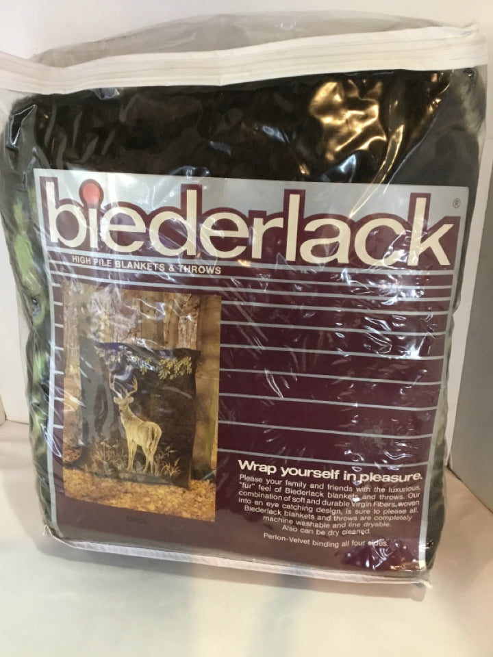 Brown/Green Acrylic Deer Throw