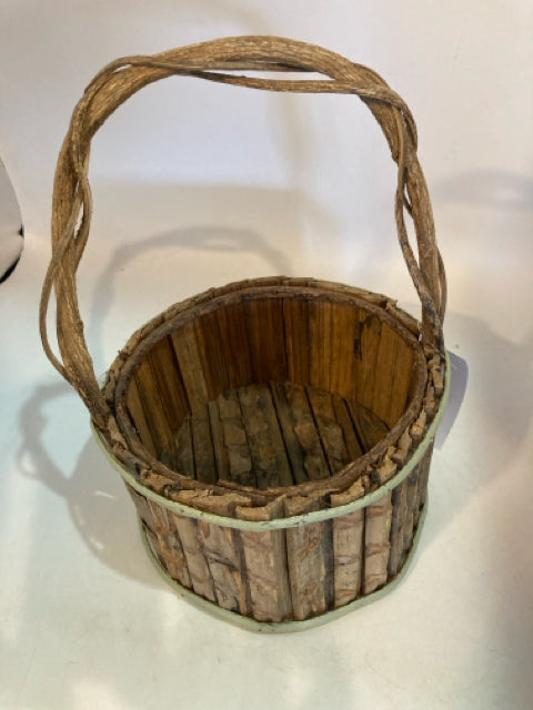 Rustic Brown/Green Branches Basket
